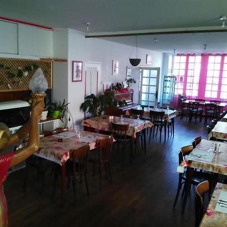 Le Relais De La Marche Otel Aigurande Dış mekan fotoğraf