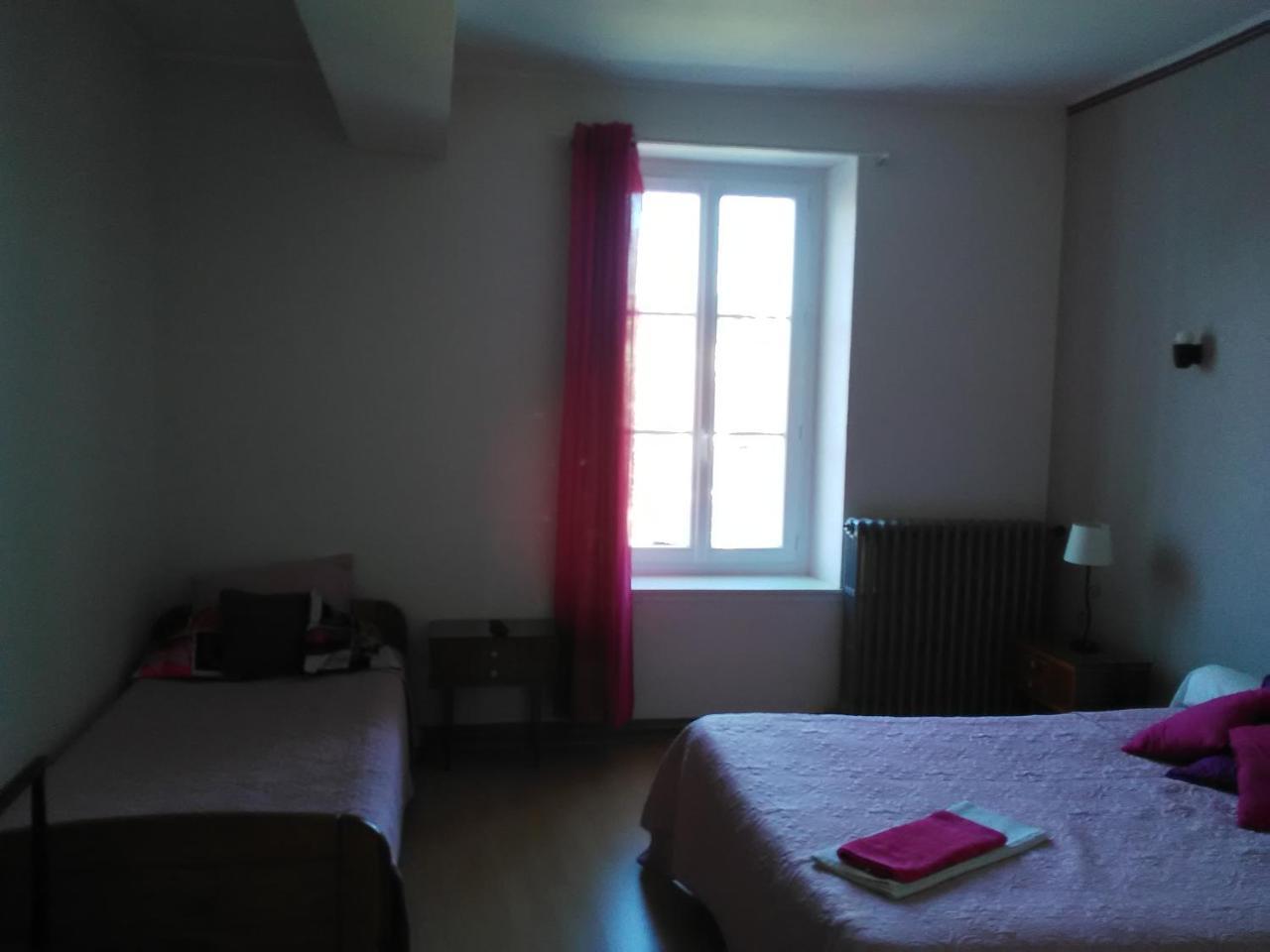 Le Relais De La Marche Otel Aigurande Dış mekan fotoğraf